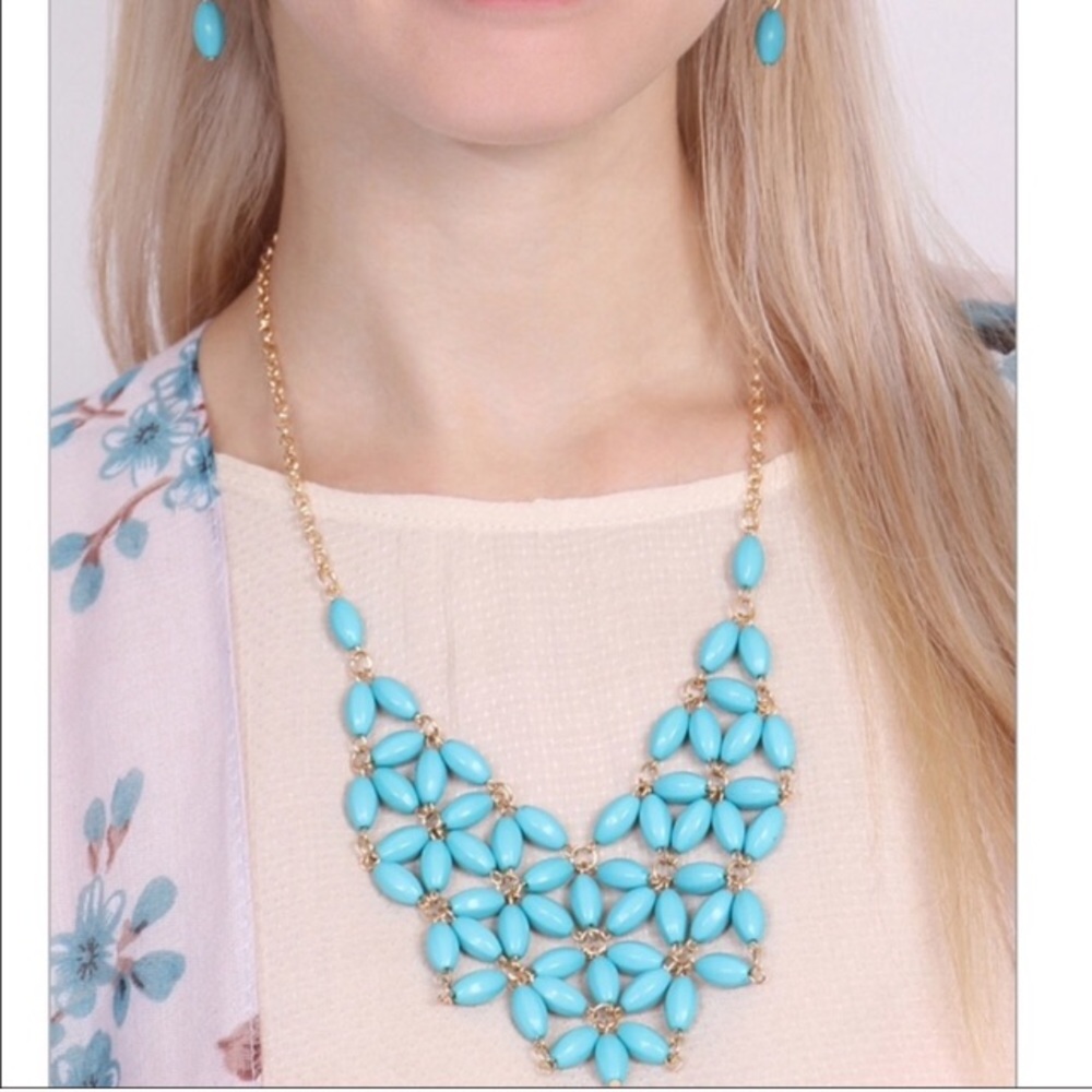 Beaded bib necklace & earings